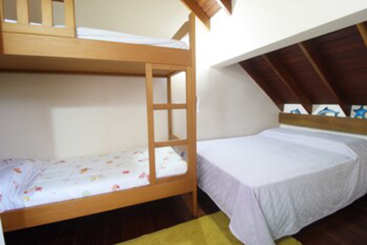 Room 13 of 14