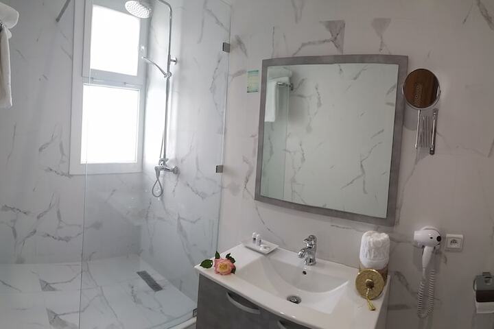 Room 19 of 31