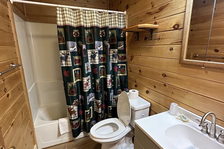 Room 33 of 54