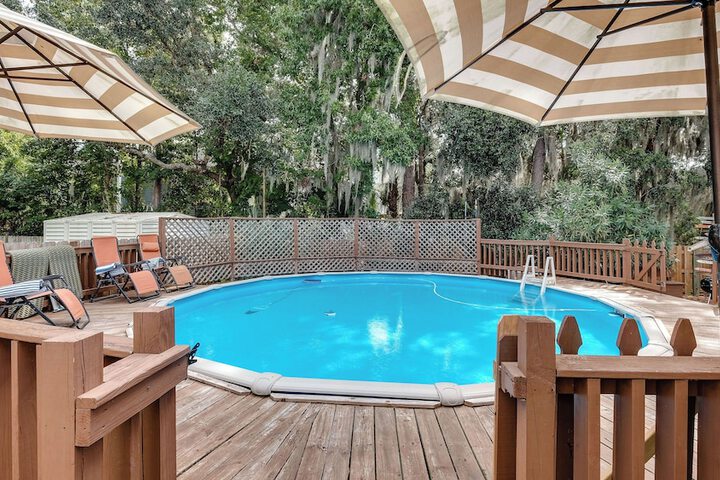Pool 41 of 55