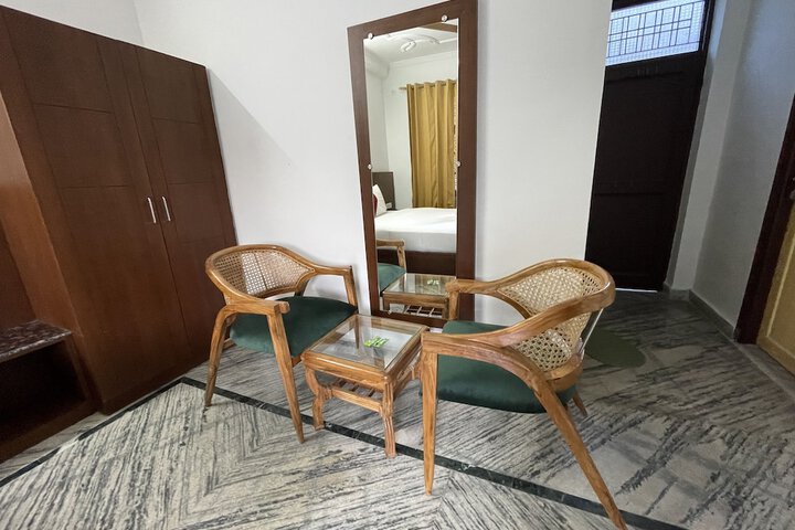 Room 15 of 29