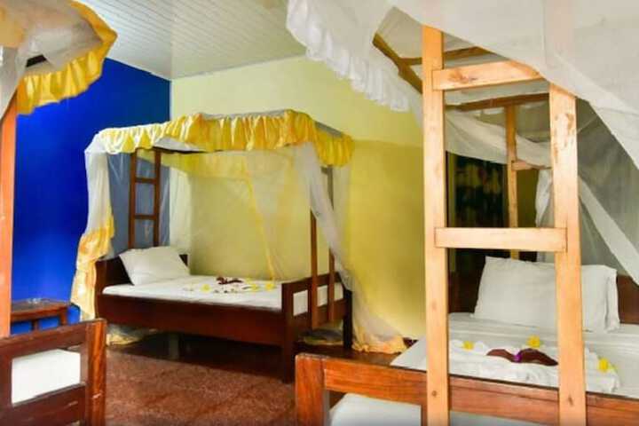 Room 4 of 19