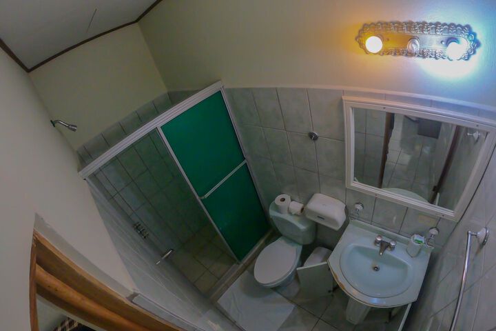 Room 14 of 19