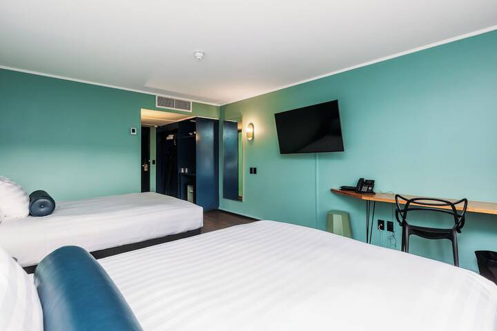 Room 13 of 50