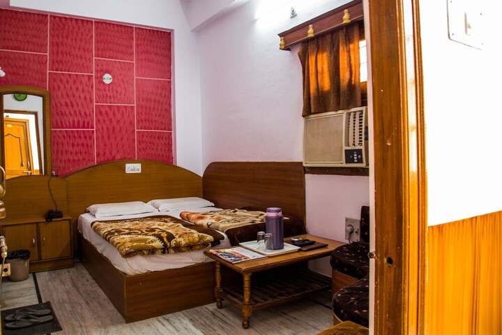 Room 30 of 58