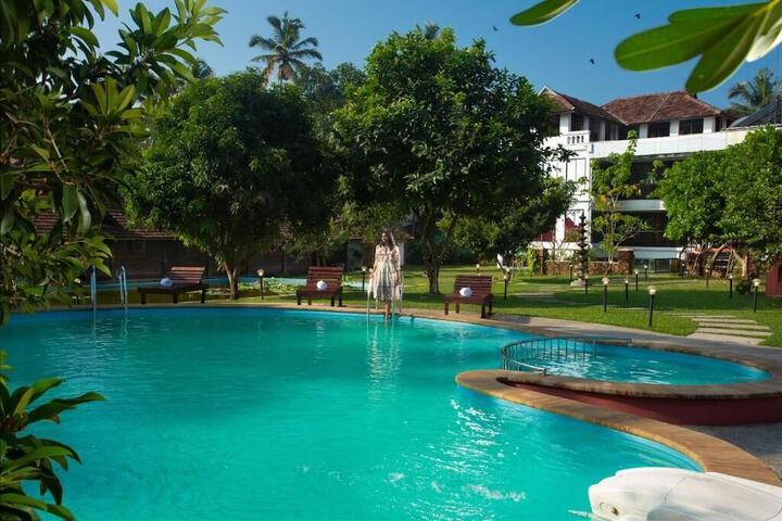 Pool 12 of 27