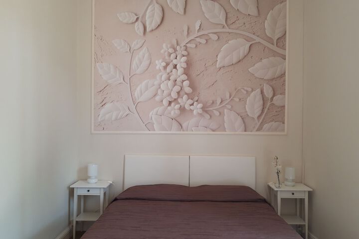 Room 34 of 103