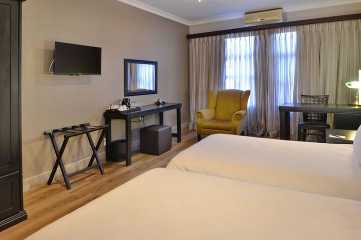 Room 25 of 133