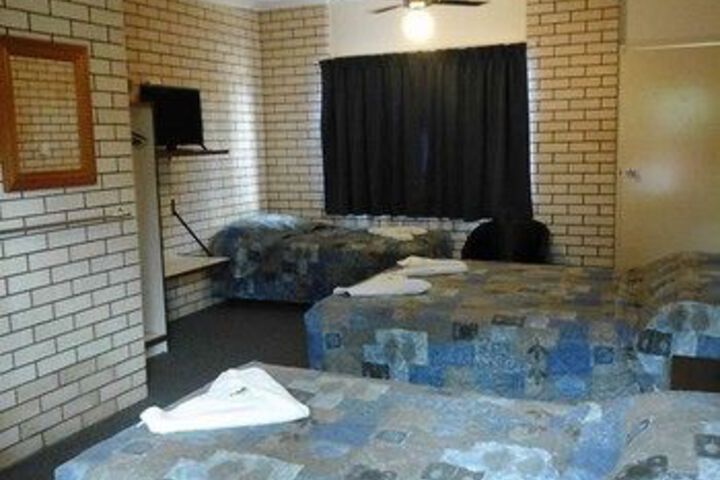 Room 12 of 23