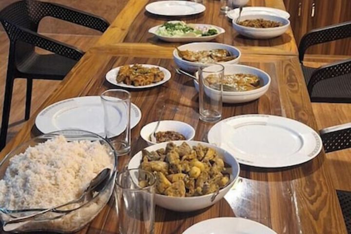 Dining 14 of 29