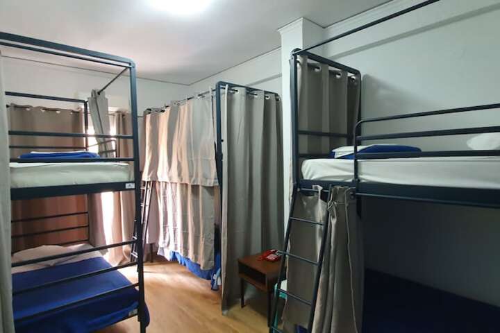 Room 28 of 103