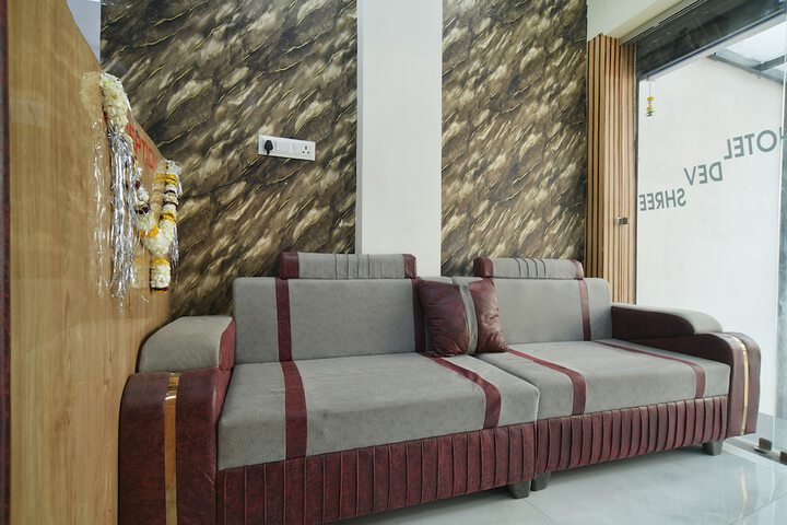 Hotel Interior 11 of 27