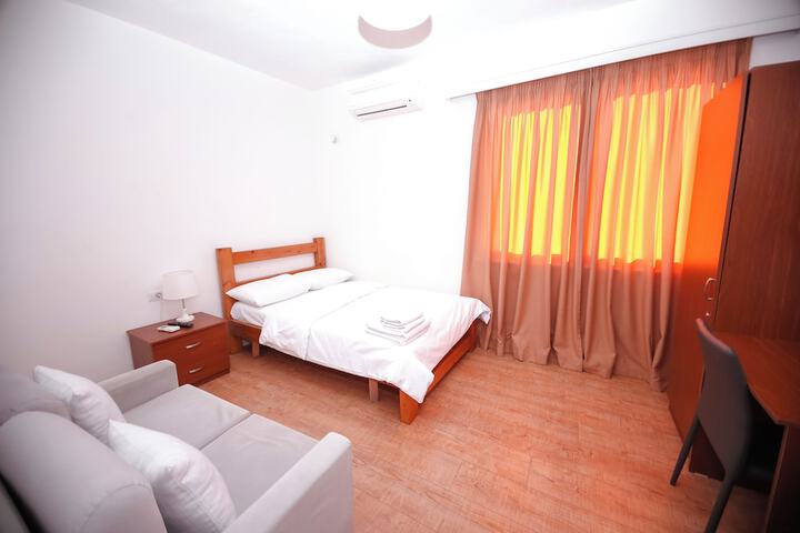 Room 9 of 58