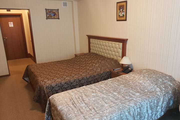 Room 19 of 54