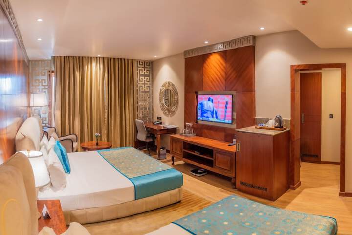 Room 35 of 89