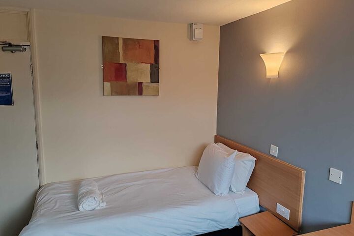 Room 33 of 57
