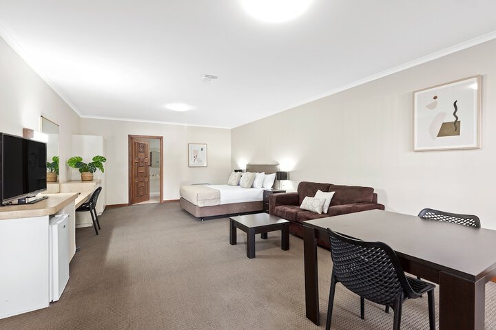 Room 15 of 63