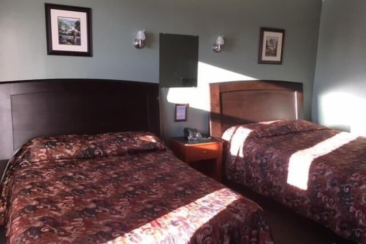 Room 7 of 25