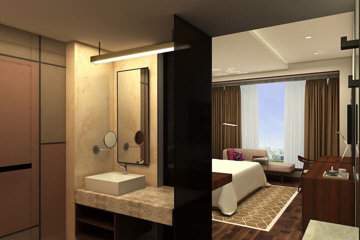 Room 5 of 77
