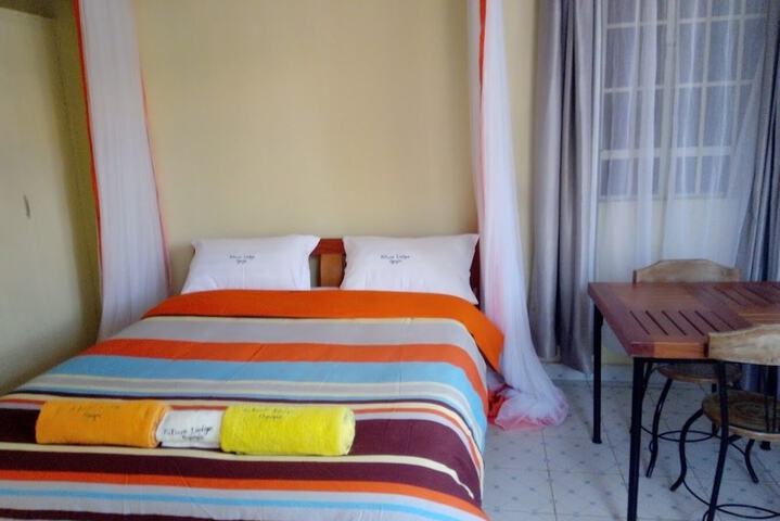 Room 4 of 22