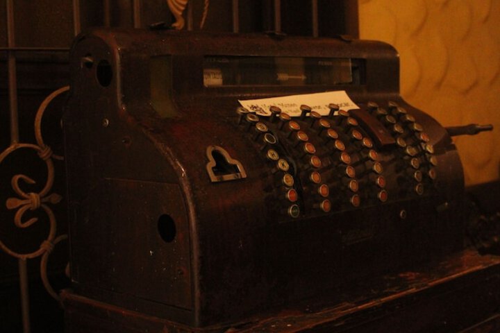 Room 16 of 26