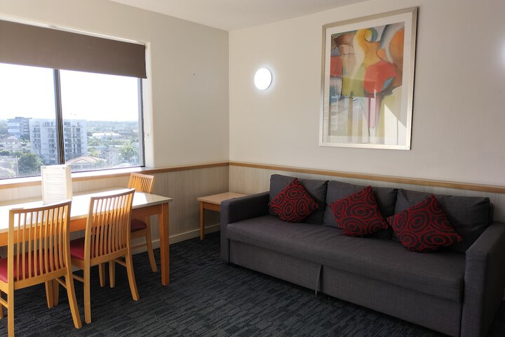 Room 36 of 60