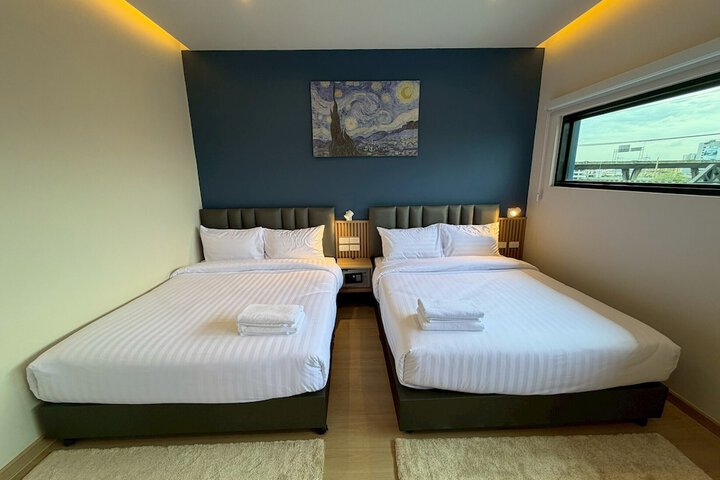 Room 6 of 38