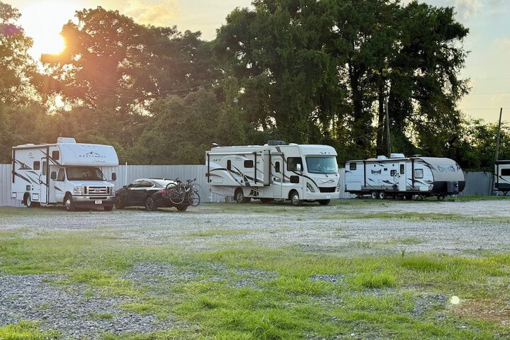 Property Grounds 18 of 22