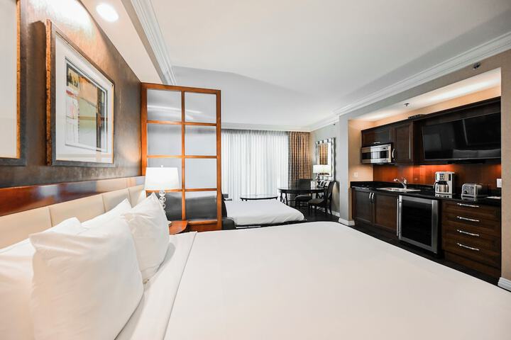 Room 45 of 438