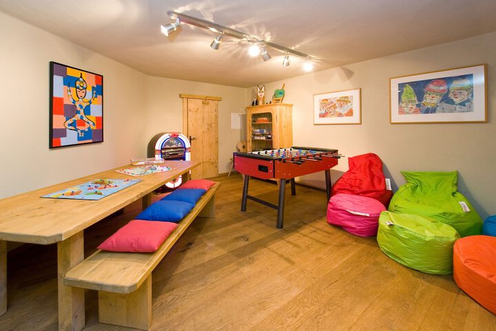 Room 90 of 110