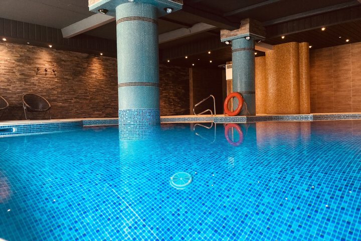 Pool 77 of 118