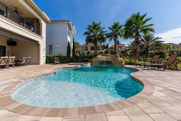 Pool 50 of 79