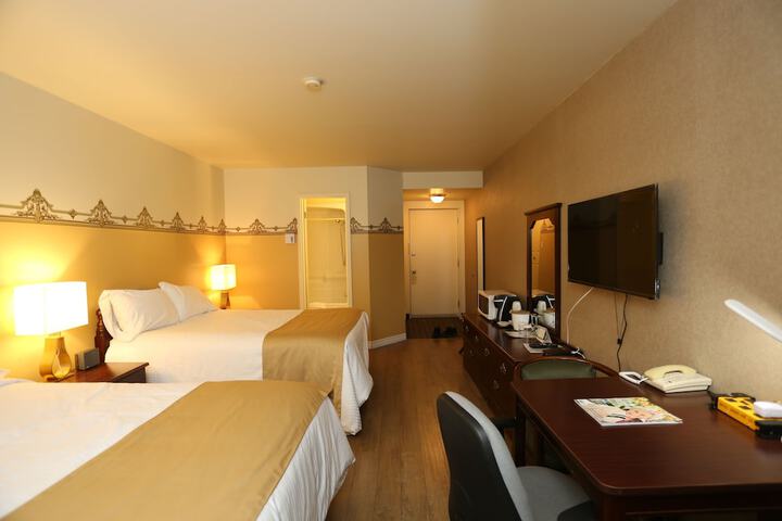 Room 12 of 36