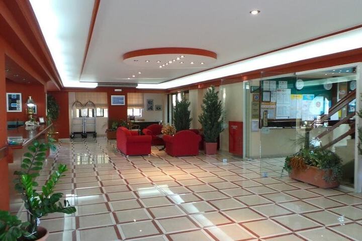 Hotel 9 of 9