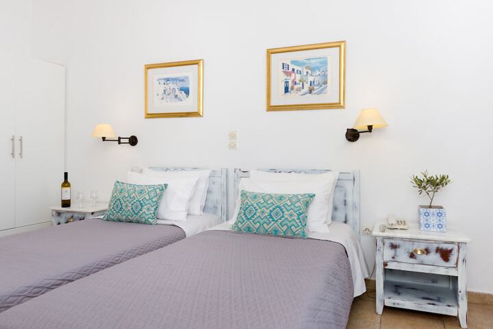 Room 38 of 123