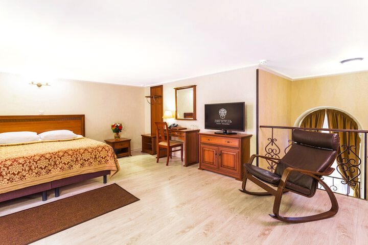 Room 7 of 52