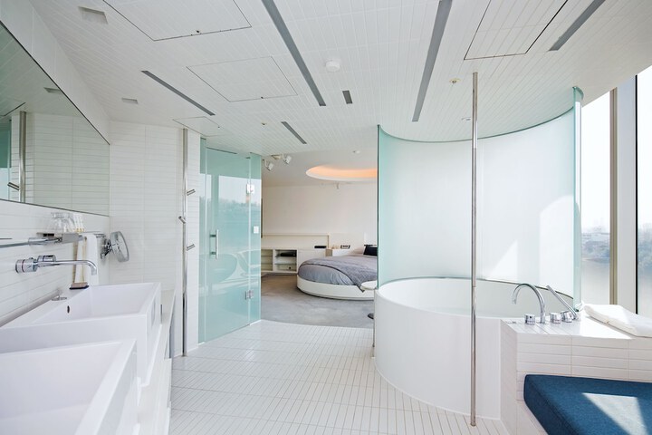 Bath Photo