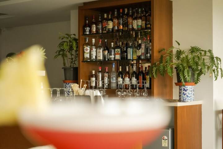 Lounge 171 of 209