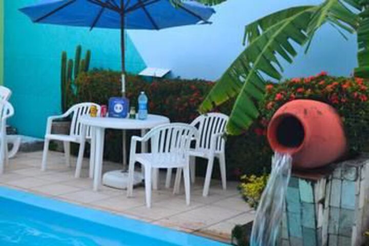 Pool 41 of 48