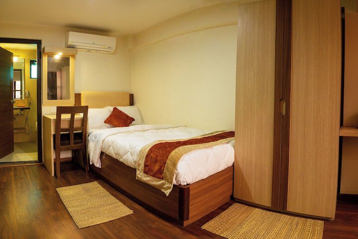 Room 7 of 26