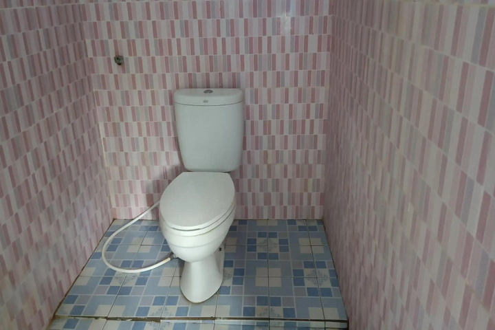 Room 7 of 13