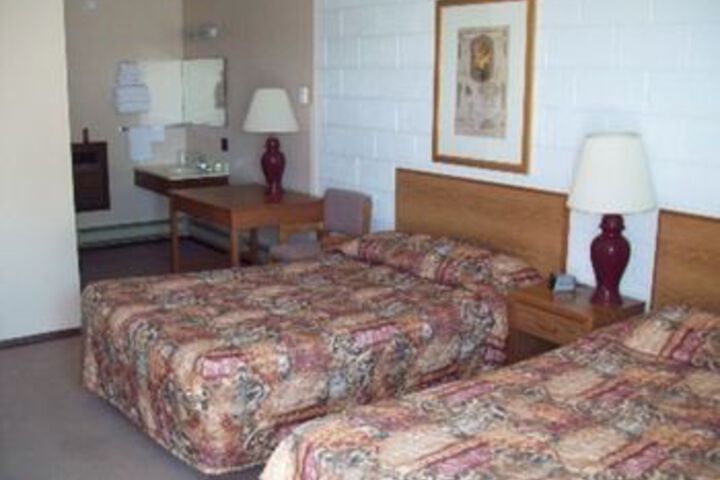 Room 2 of 2