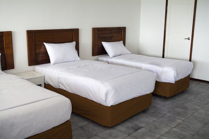 Room 2 of 13