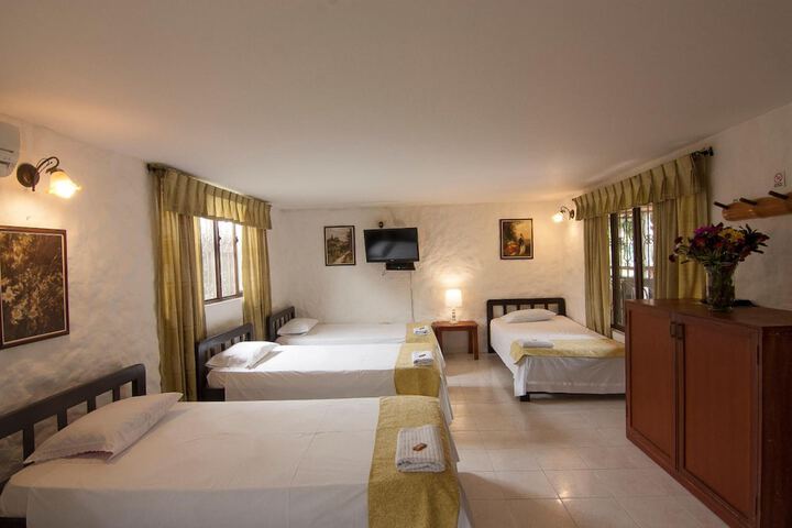 Room 14 of 52