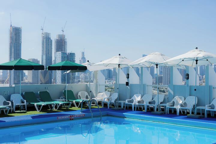 Pool 49 of 88