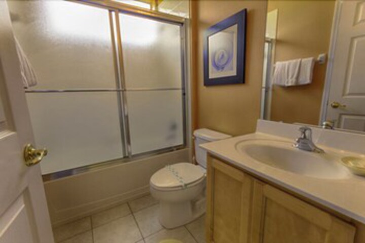 Room 5 of 19