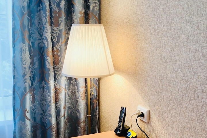 Room 28 of 96