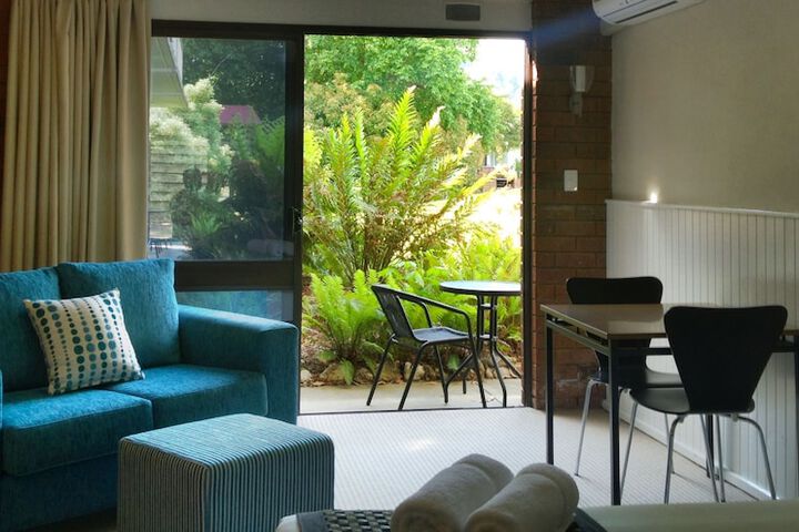 Room 8 of 41