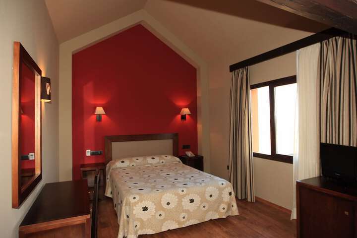 Room 9 of 55