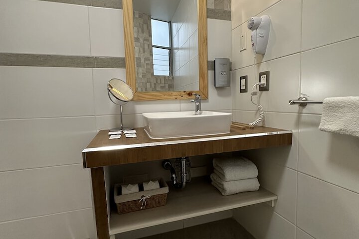 Room 119 of 167